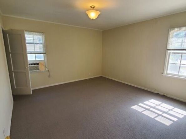 310 N St Andrews Place, Los Angeles CA 90004