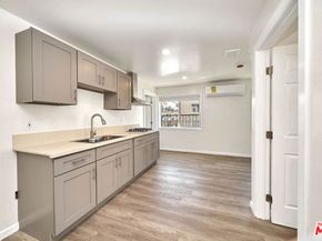 310 N St Andrews Place, Los Angeles CA 90004