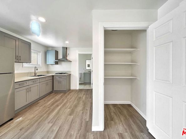 310 N St Andrews Place, Los Angeles CA 90004