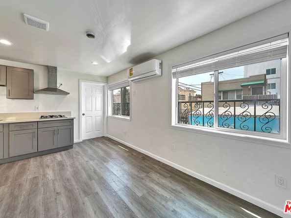 310 N St Andrews Place, Los Angeles CA 90004