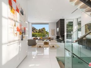 9311 Readcrest Drive, Beverly Hills CA 90210