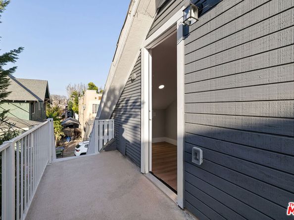 1617 W 24th Street, Los Angeles CA 90007