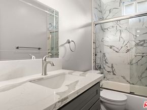 1617 W 24th Street, Los Angeles CA 90007