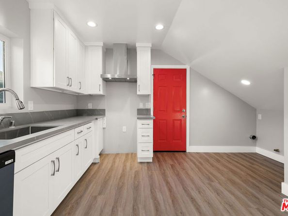 1617 W 24th Street, Los Angeles CA 90007
