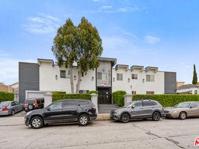 6812 11th Avenue, Los Angeles CA 90043