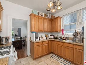 1415 S St Andrews Place, Los Angeles CA 90019
