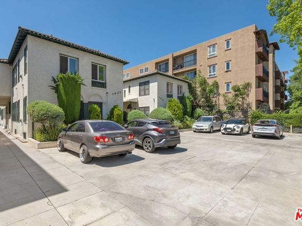 1415 S St Andrews Place, Los Angeles CA 90019