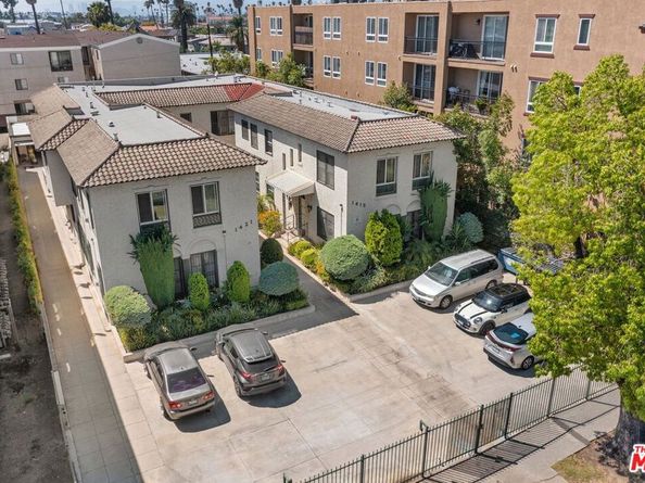 1415 S St Andrews Place, Los Angeles CA 90019