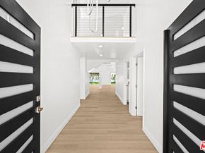 16113 Gledhill Street, North Hills CA 91343