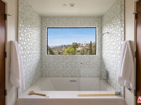 5751 Valley Oak Drive, Los Angeles CA 90068
