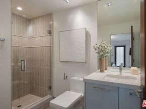 5751 Valley Oak Drive, Los Angeles CA 90068