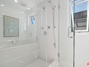 1215 7th Avenue, Venice CA 90291