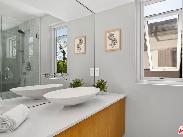 1215 7th Avenue, Venice CA 90291