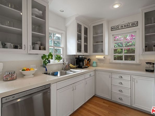 11450 Chenault Street, Los Angeles CA 90049