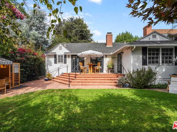11450 Chenault Street, Los Angeles CA 90049