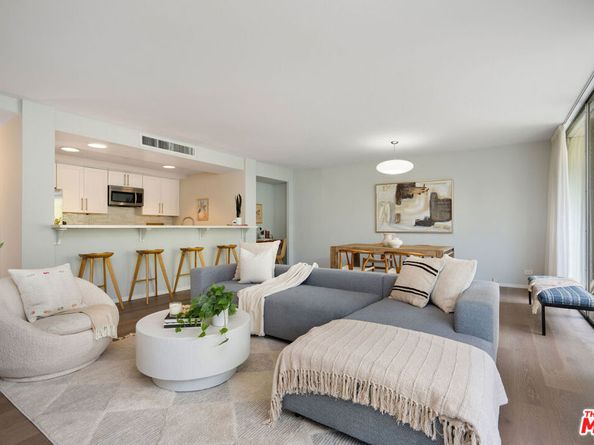 2220 Avenue Of The Stars 205, Los Angeles CA 90067