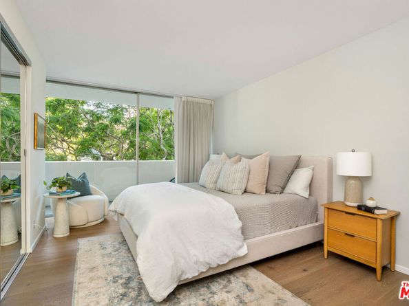 2220 Avenue Of The Stars 205, Los Angeles CA 90067