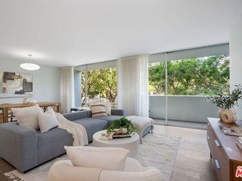 2220 Avenue Of The Stars