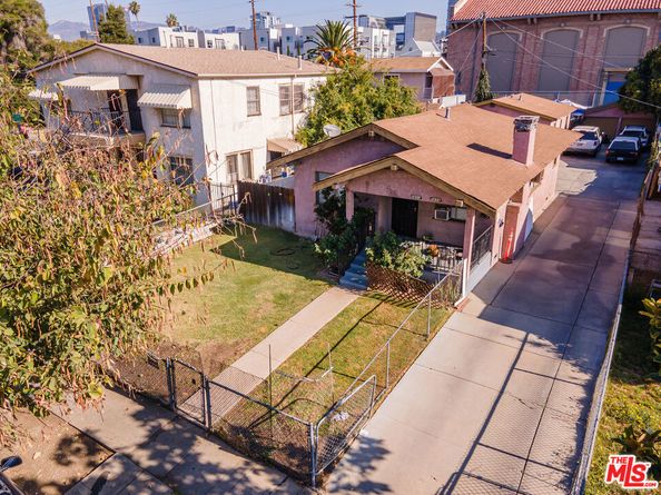 5851 La Mirada Avenue, Los Angeles CA 90038