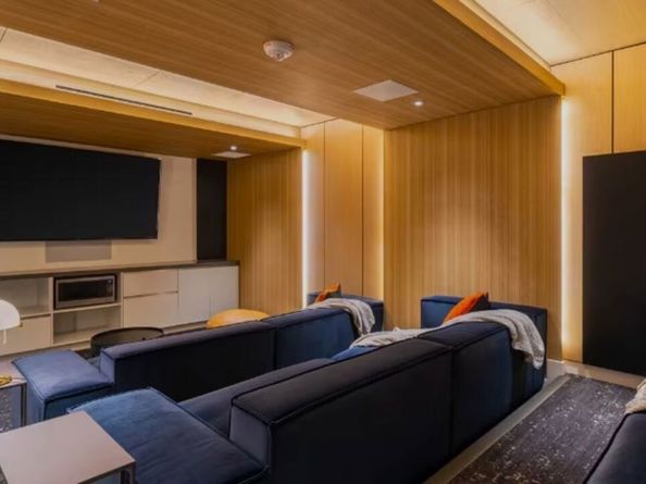 400 S Broadway 502, Los Angeles CA 90013