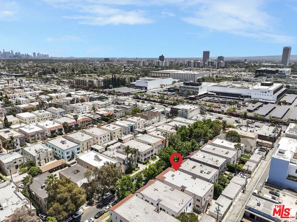 351 N Orange Grove Avenue, Los Angeles CA 90036