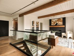 2832 Hollyridge Drive, Los Angeles CA 90068