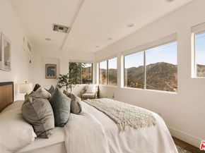 2832 Hollyridge Drive, Los Angeles CA 90068