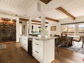 2832 Hollyridge Drive, Los Angeles CA 90068