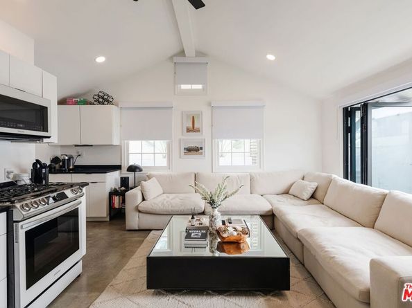 3011 Clune Avenue, Venice CA 90291