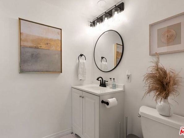 3011 Clune Avenue, Venice CA 90291