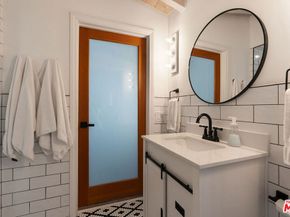 3011 Clune Avenue, Venice CA 90291