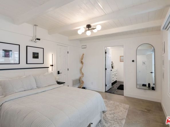 3011 Clune Avenue, Venice CA 90291