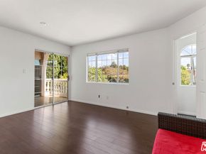 2207 Veteran Avenue, Los Angeles CA 90064