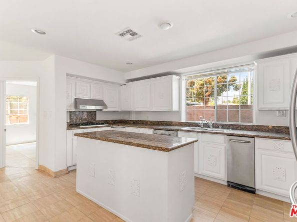 2207 Veteran Avenue, Los Angeles CA 90064