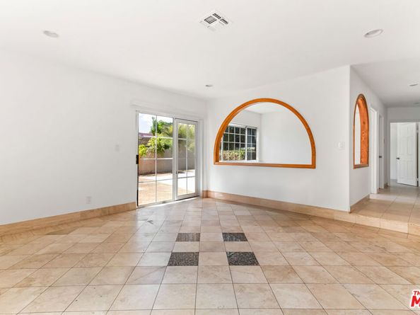 2207 Veteran Avenue, Los Angeles CA 90064