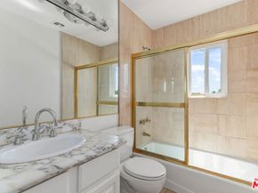 2207 Veteran Avenue, Los Angeles CA 90064