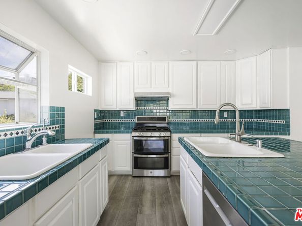4013 Division Street, Los Angeles CA 90065