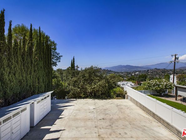 4013 Division Street, Los Angeles CA 90065