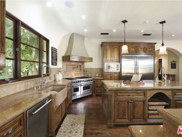 4718 White Oak Avenue, Encino CA 91316