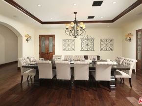 4718 White Oak Avenue, Encino CA 91316
