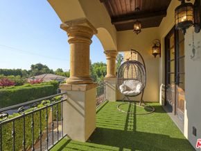 4718 White Oak Avenue, Encino CA 91316
