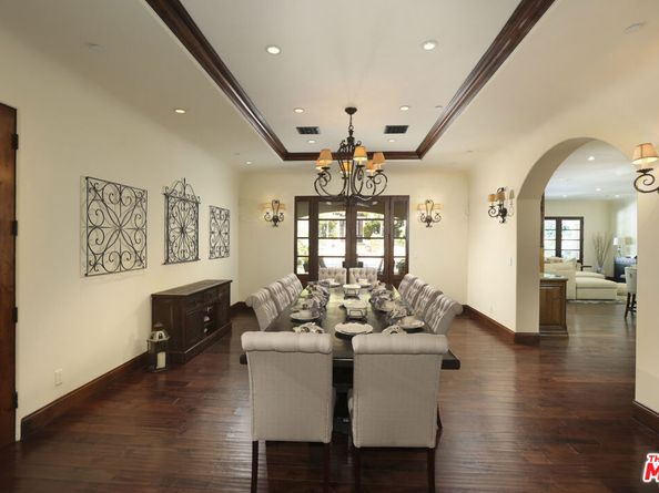 4718 White Oak Avenue, Encino CA 91316