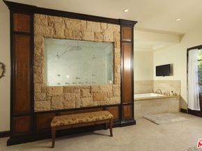 4718 White Oak Avenue, Encino CA 91316