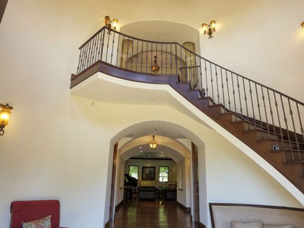 4718 White Oak Avenue, Encino CA 91316