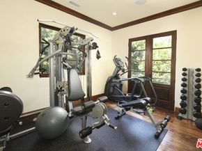 4718 White Oak Avenue, Encino CA 91316