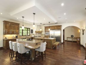 4718 White Oak Avenue, Encino CA 91316