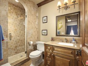 4718 White Oak Avenue, Encino CA 91316