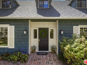 2555 N Altadena Drive, Altadena CA 91001