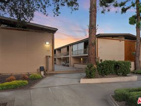 108 N Grand Oaks Avenue, Pasadena CA 91107