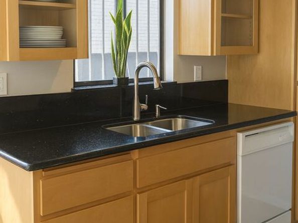 869 S Wooster Street 103, Los Angeles CA 90035